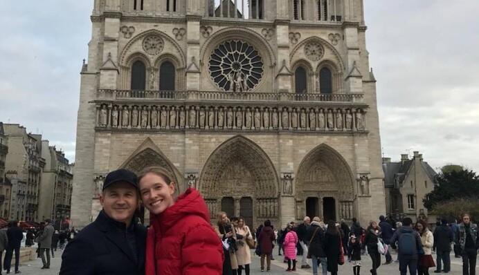 Звезды отреагировали на пожар в соборе Парижской Богоматери