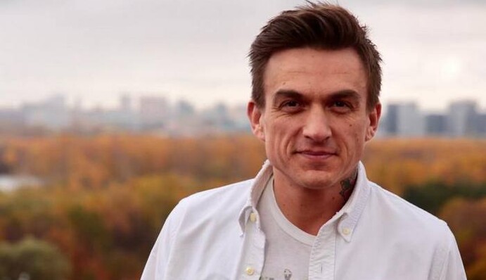 Топаловские пятки: муж Тодоренко показал милое фото с крошечным сыном