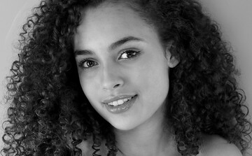 Юная актриса из 