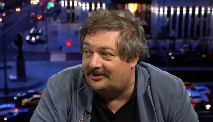 Появились подробности состояния писателя Быкова