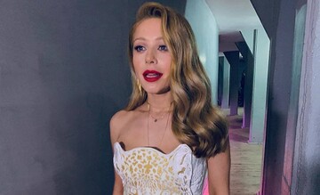 Тина Кароль сменила за вечер два эффектных наряда