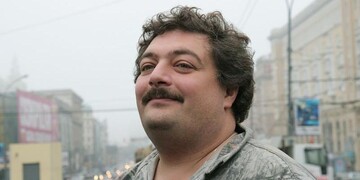 Госпитализация Дмитрия Быкова: появились неутешительные подробности о состоянии писателя