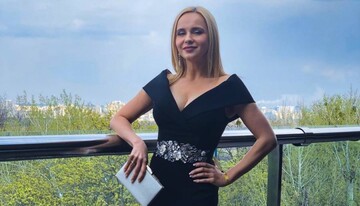 Подчеркнула декольте: Лилия Ребрик покорила образом на премии 