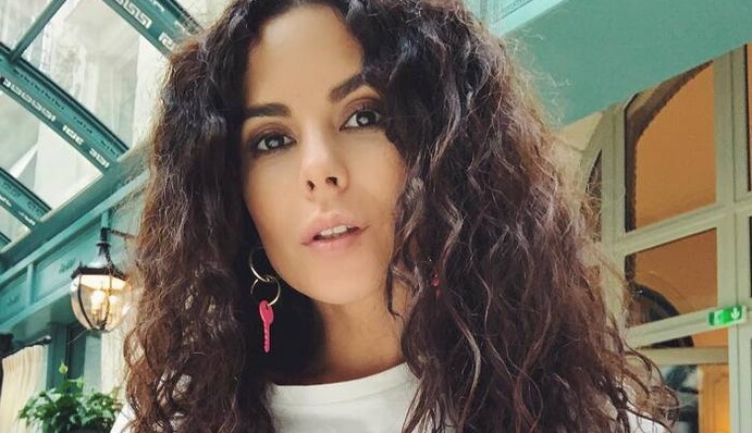 Вообще разные: Каменских возмутила поклонников сравнением с Моной Лизой