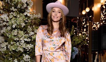 В юбке за 20 тысяч гривен: Катя Осадчая покорила шикарным образом