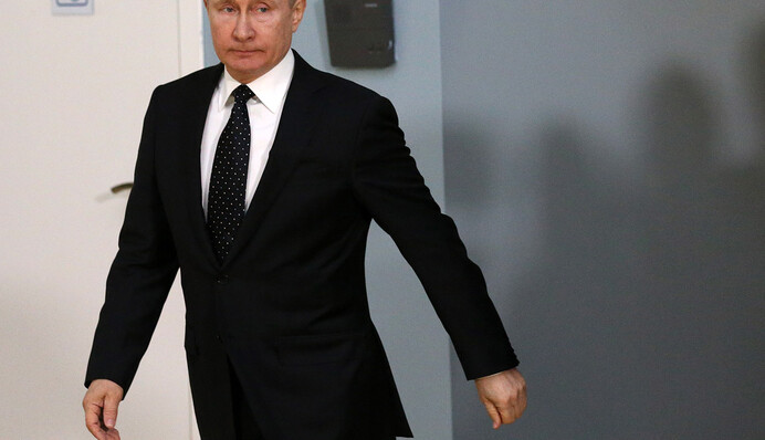 Путін зробив хід конем на Донбасі: чим відповість Зеленський