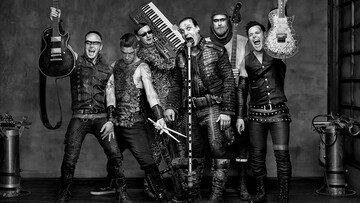 Rammstein выпустили клип к новой песне Radio: эффектное видео смотрят тысячи фанов