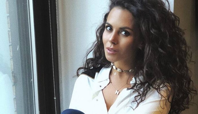 Ох, хороша: Каменских завела поклонников сексуальным фото в бикини