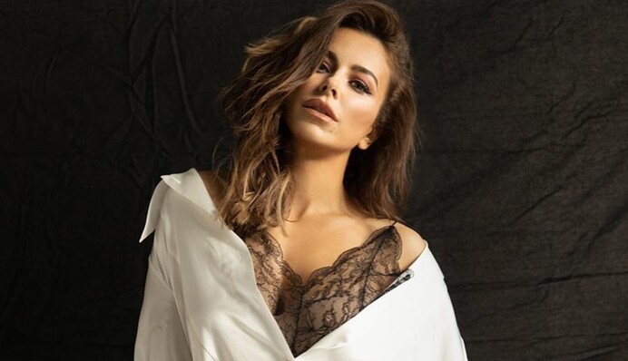 Уродуют: Ани Лорак нарвалась на критику из-за странных брюк