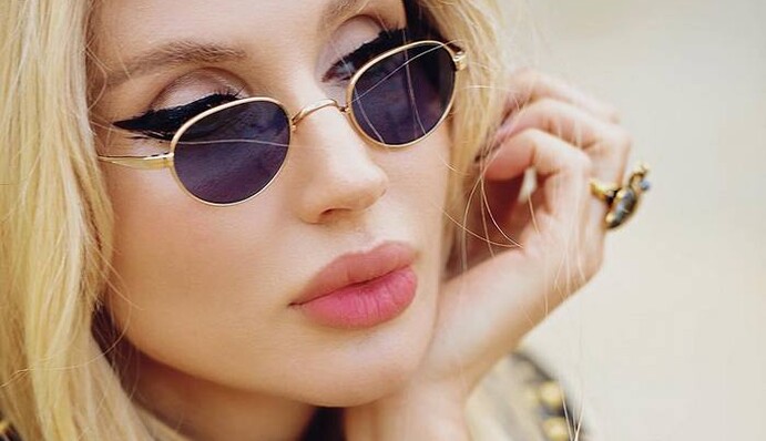 Лобода в купальнике показала себя с разных ракурсов