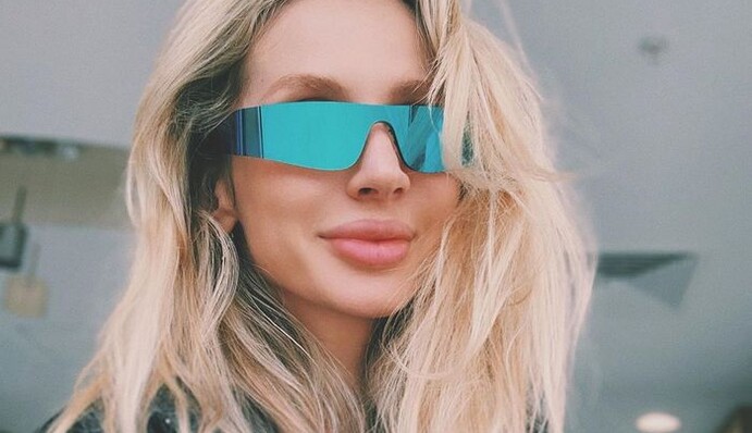 А чего так раскорячило? Лобода озадачила фанов странной позой