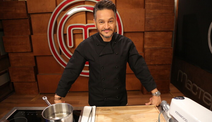 Как приятно надеть вышиванку: судья 