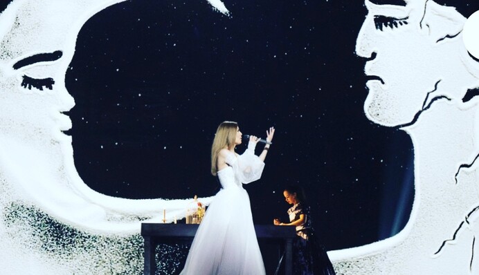 Победительница шоу 