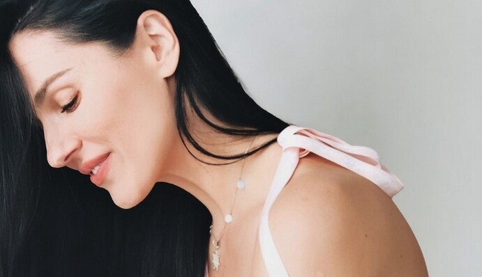 Никогда не поздно: Ефросинина накануне своего 40-летия снялась в откровенной фотосессии