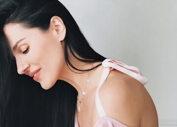 Никогда не поздно: Ефросинина накануне своего 40-летия снялась в откровенной фотосессии