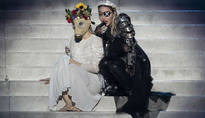 Мадонна изменила свой голос на видео с Евровидения: фаны подловили ее на лжи