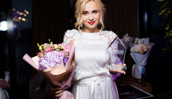 Популярный глянец назвал лучшую телеведущую Украины