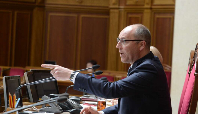 Коломойський теж проти: чому Зеленський зазнав поразки в стінах Верховної Ради