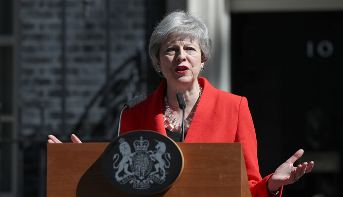 Британия без Терезы: туманное будущее и жесткий Brexit