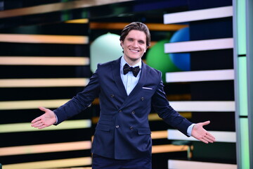 Известного украинского ведущего не пустили в самолет на Киев: назревает судебный скандал