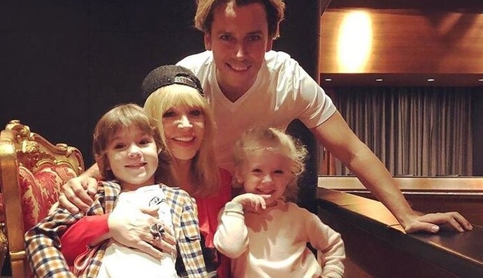 Не по годам мудрая: дочь Галкина и Пугачевой восхитила фанатов ответом на взрослый вопрос