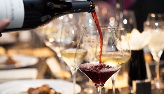 Голосуй за лучший ресторан Киева для делового обеда или ужина