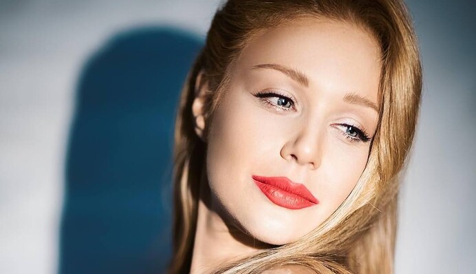 Такая нежная: Тина Кароль очаровала поклонников своей красотой