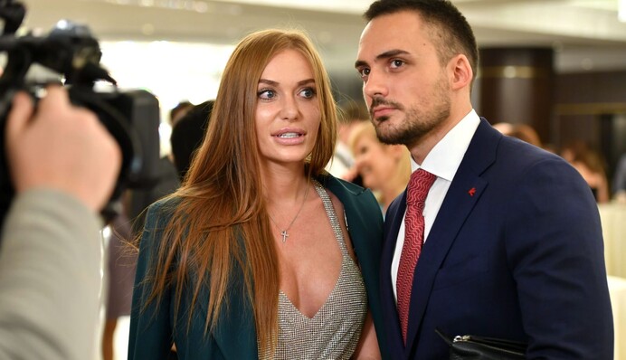 Муж солистки 