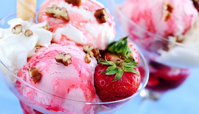 Как приготовить клубничное мороженое: 3 часа и минимум ингредиентов