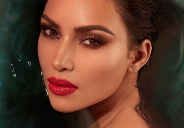 Ким Кардашьян показала лицо новорожденного сына: трогательное фото