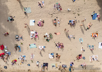 Як засмагають і де купаються кияни: ексклюзивні фото