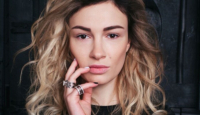 Украинская певица выиграла суд против команды Порошенко: ей выплатят крупную сумму