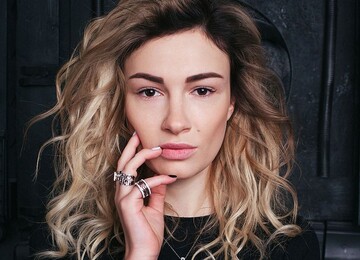 Украинская певица выиграла суд против команды Порошенко: ей выплатят крупную сумму