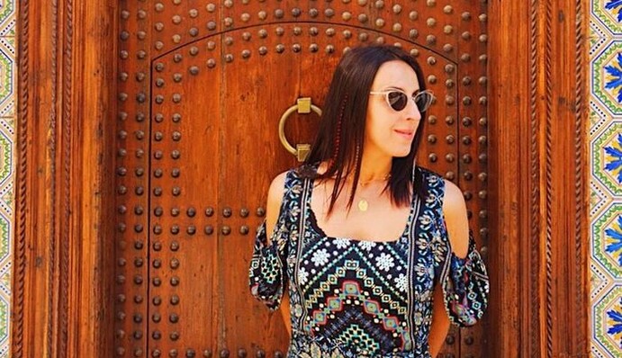 Джамала выгуляла стильное платье-вышиванку на отдыхе в Марокко