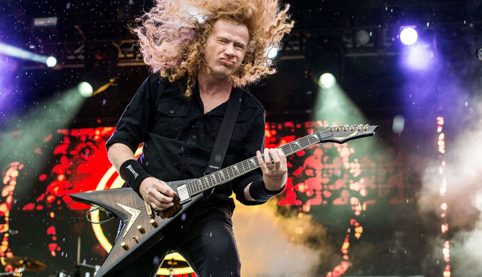 У лидера знаменитой рок-группы диагностировали рак: что говорят врачи