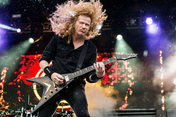 У лидера знаменитой рок-группы диагностировали рак: что говорят врачи