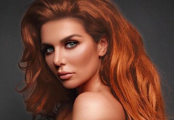 На вас смотрят ваши дети: полуголую Седокову осудили за пикантные фото