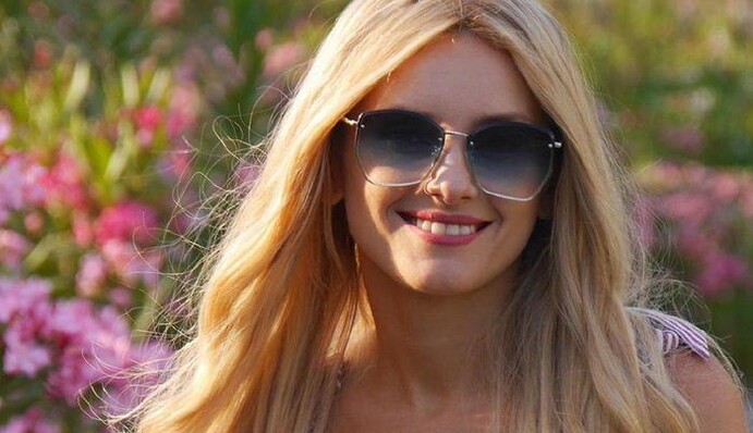 Украинская певица примерила соблазнительный наряд - он впечатлил ее фанов, но не мужа