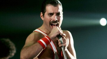 Поклонников Queen порадовали неизданной ранее песней Фредди Меркьюри