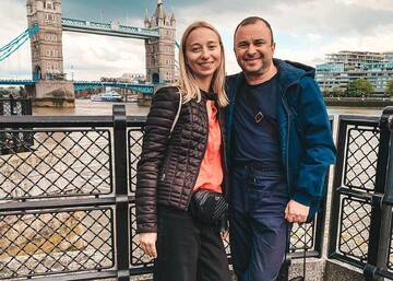 Моя четверта дружина: Віктор Павлик вперше заговорив про роман з молодою прихильницею