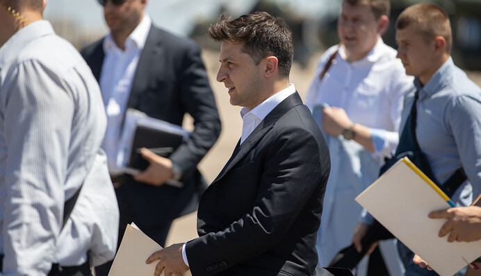 Поразки Зеленського у світі: до чого призведе мовчання президента