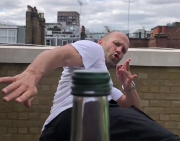 Відкрути кришку ногою: зірки масово беруть участь в новому незвичайному флешмобі