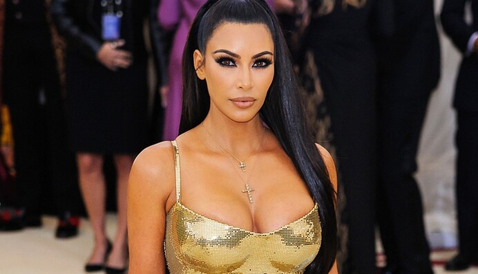 Ким Кардашьян заметила свое фото в незаконной рекламе - это была самая дорогая оплошность бренда