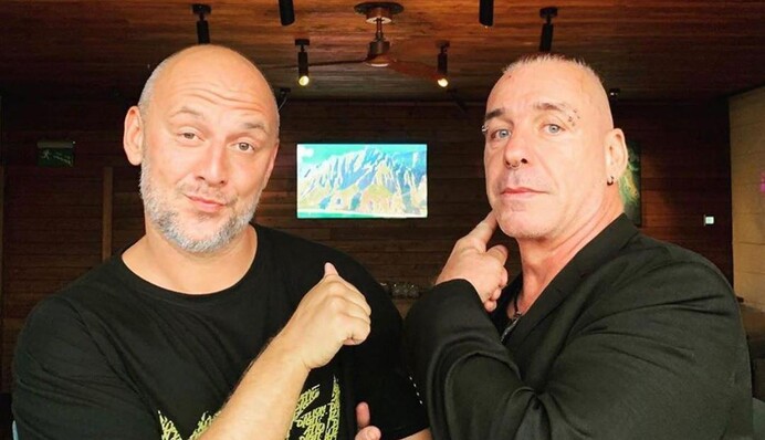 Потап заинтриговал фотографией с солистом Rammstein в Киеве