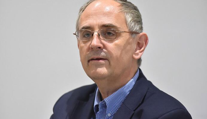 Украине пора осознать, что она должна помочь себе сама - Эдвард Лукас