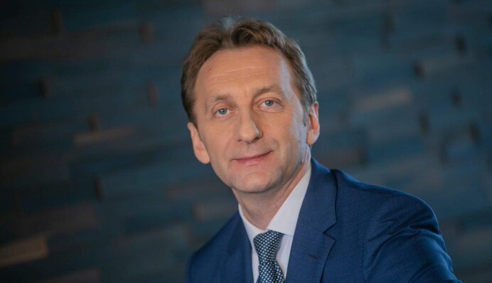 Знакомьтесь, ARX! Зачем ведущая украинская страховая компания AXA провела ребрендинг