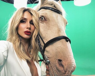 Лобода показала оголене фото в позі йоги: всі почали хвалити співачку, ось тільки в кадрі не вона