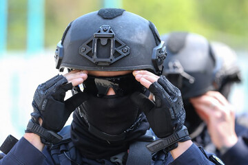 Как киевская полиция помогала депутату-"свободовцу" рейдерский захват проводить