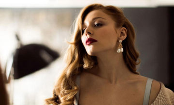 Приголомшлива фігура: Тіна Кароль захопила фанатів фото у моря