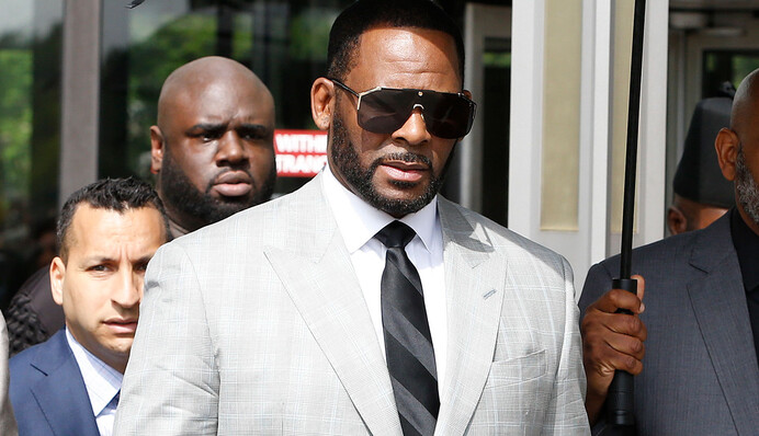 Обладателя трех премий 